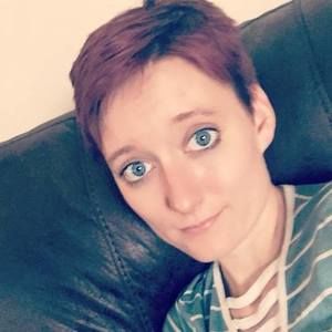 Meet your Posher, Adrianne